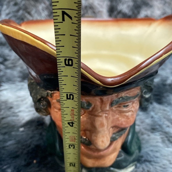 Royal Doulton Vintage Toby Jug - The Vicar of Bray - Picture 14 of 16